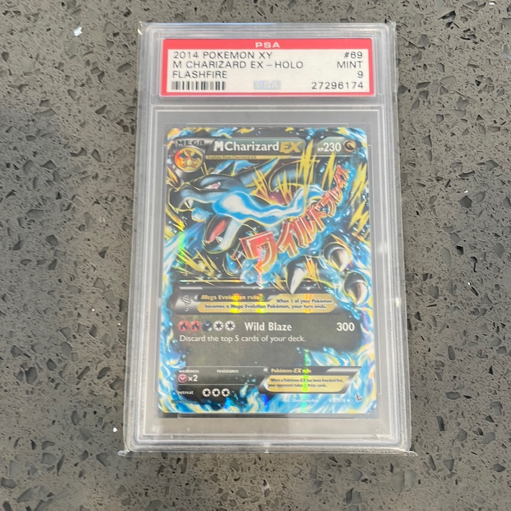 M Charizard X Holo